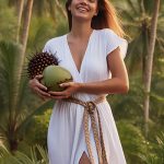 Sodium Lauryl Glucose Carboxylate: Gently cleanses impurities without stripping moisture, soothes irritated skin, and provides conditioning support for a soft finish